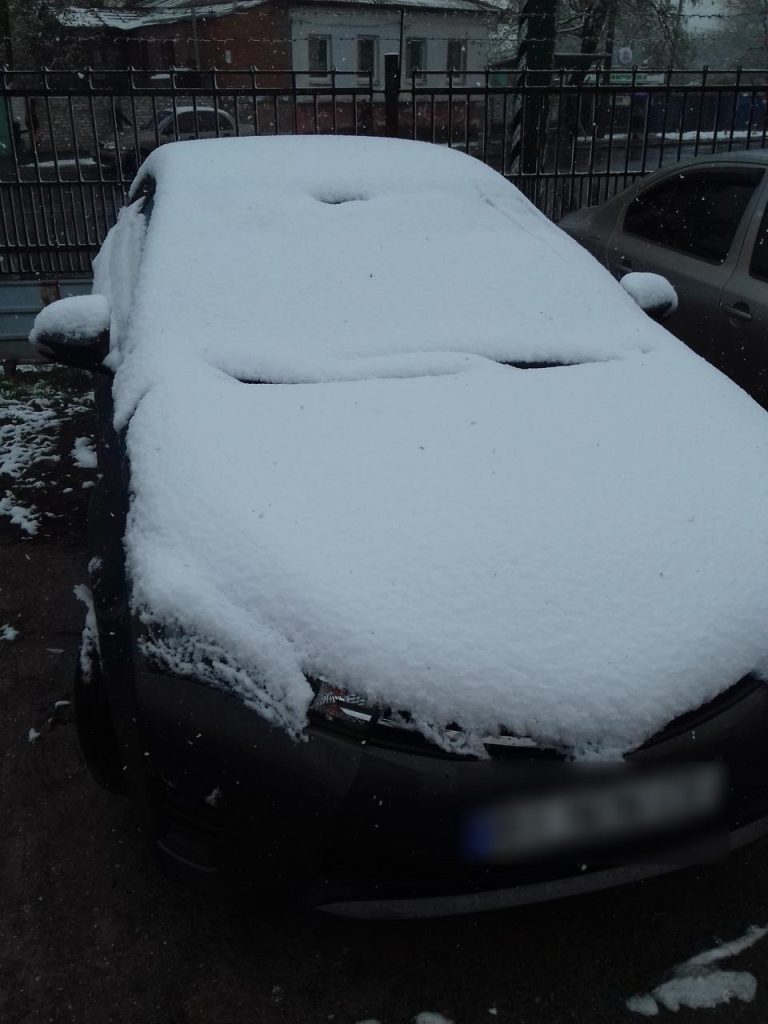 Paras jääraappa akku